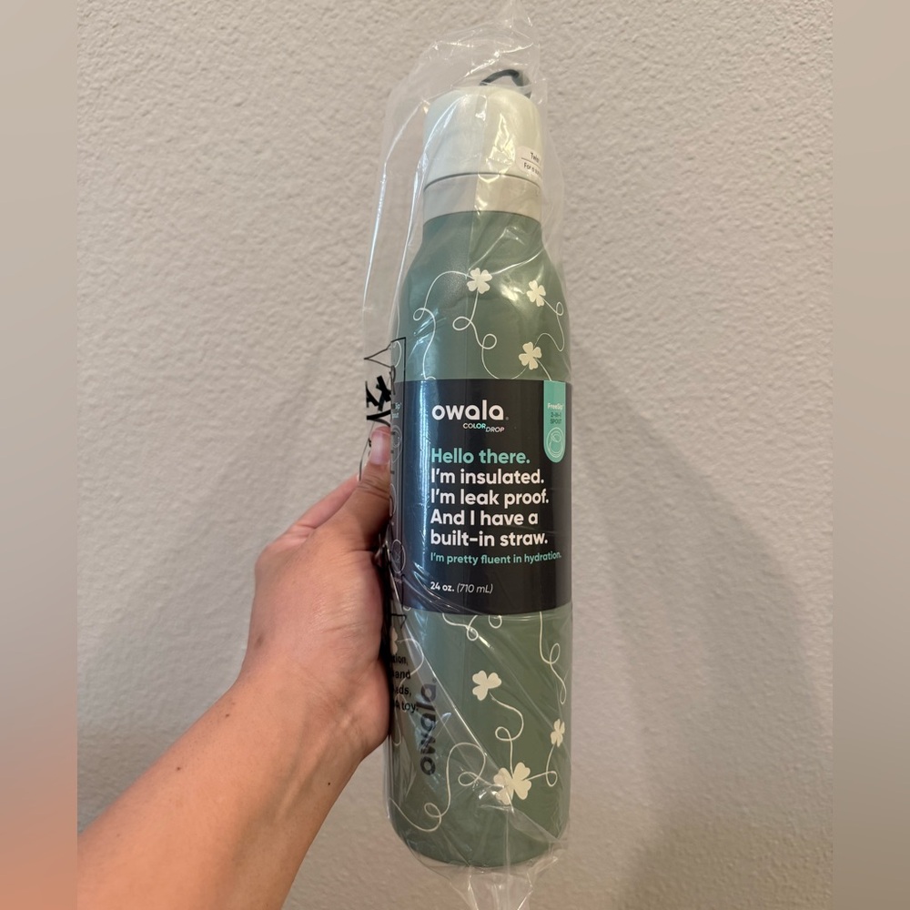 OWALA COLOR DROP CLOVER ACHIEVER LIMITED EDITION 24oz, Shipped